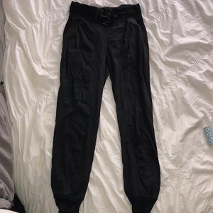 Lululemon dance studio jogger